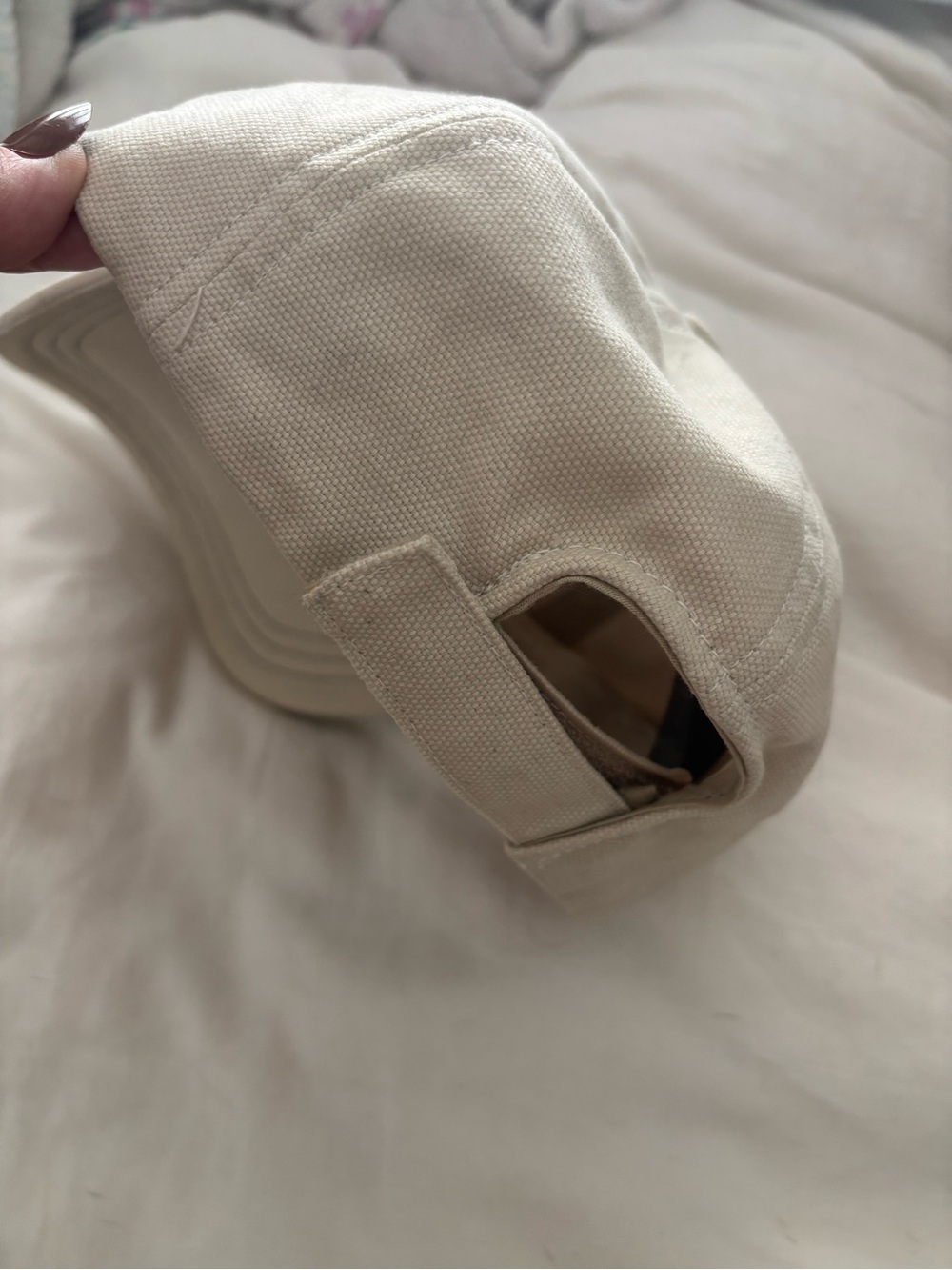 Isabel Marant Off-White Cotton Baseball Cap with Gray Logo Tag - Picture 4 of 4